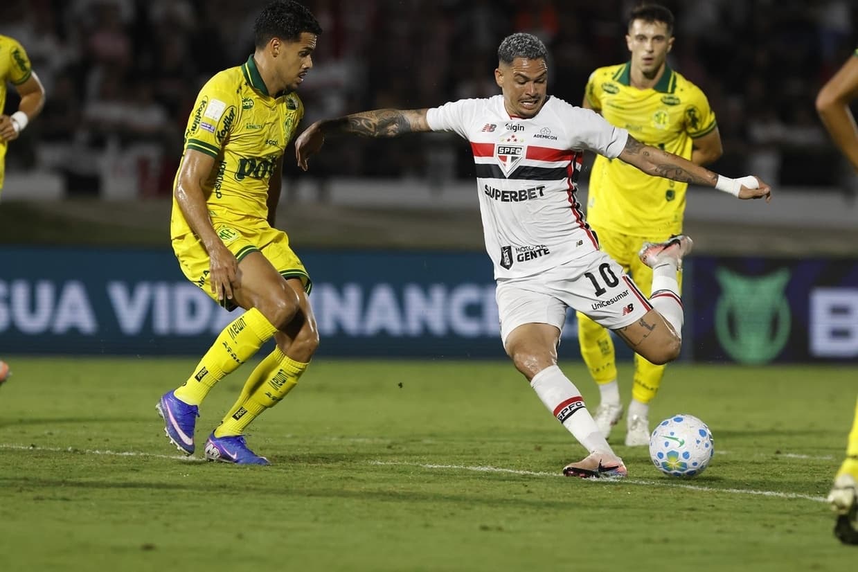 São Paulo vence Mirassol com gol de Luciano e retorna ao G4 do Brasileirão