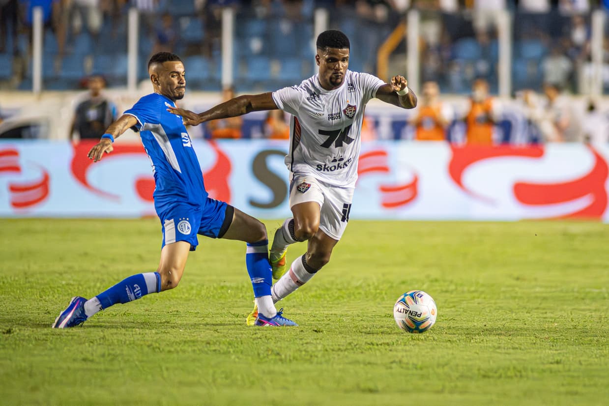 Vitória e Confiança empatam em 2 a 2 e asseguram liderança e vaga nas quartas da Copa do Nordeste