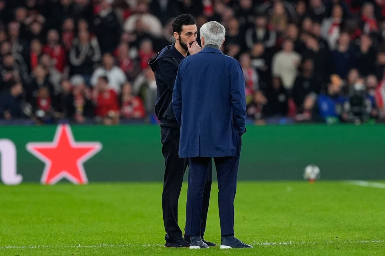 Arbeloa minimiza polêmica de Mbappé e cobra entrega total no Real Madrid