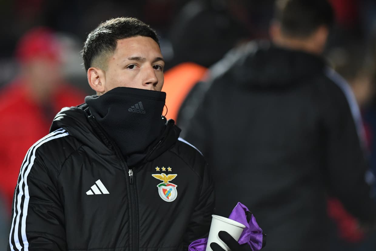 UEFA pune jogador do Benfica por homofobia contra Vinícius Júnior