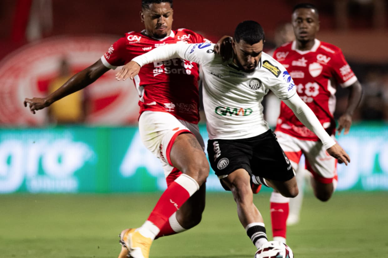 Vila Nova derruba invencibilidade do Operário e assume liderança da Série B