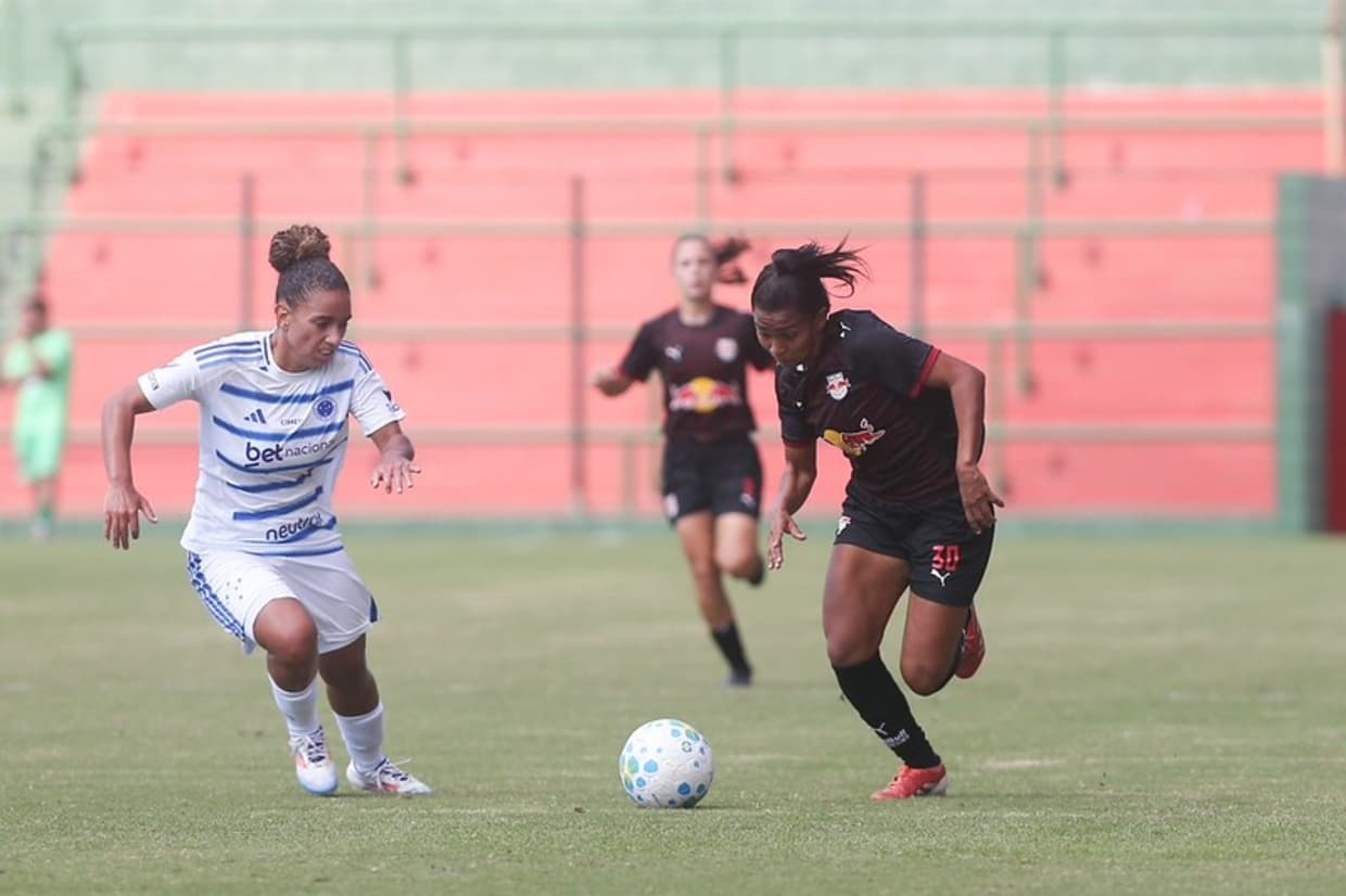 Cruzeiro cede empate ao Bragantino nos acréscimos e perde chance de subir no Brasileirão Feminino