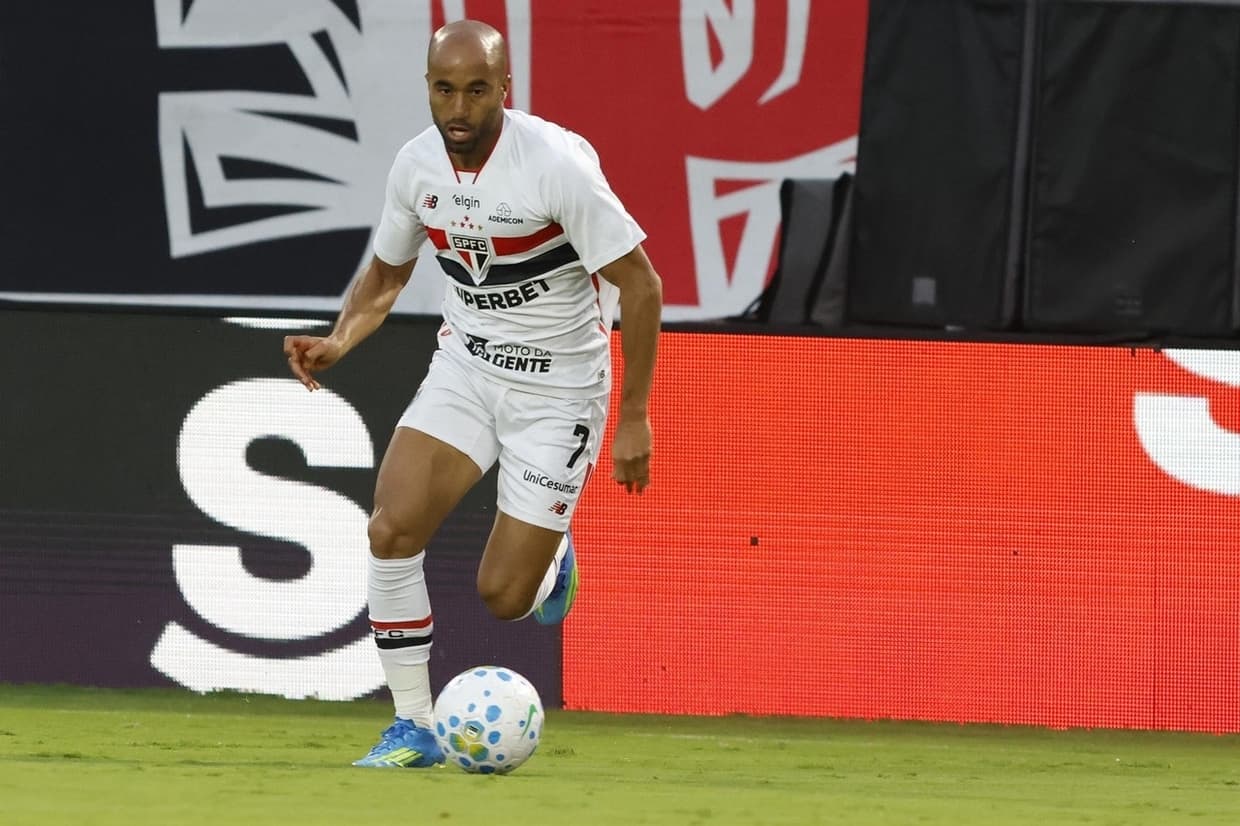 Grave lesão: Lucas Moura rompe tendão de Aquiles e será operado nesta segunda