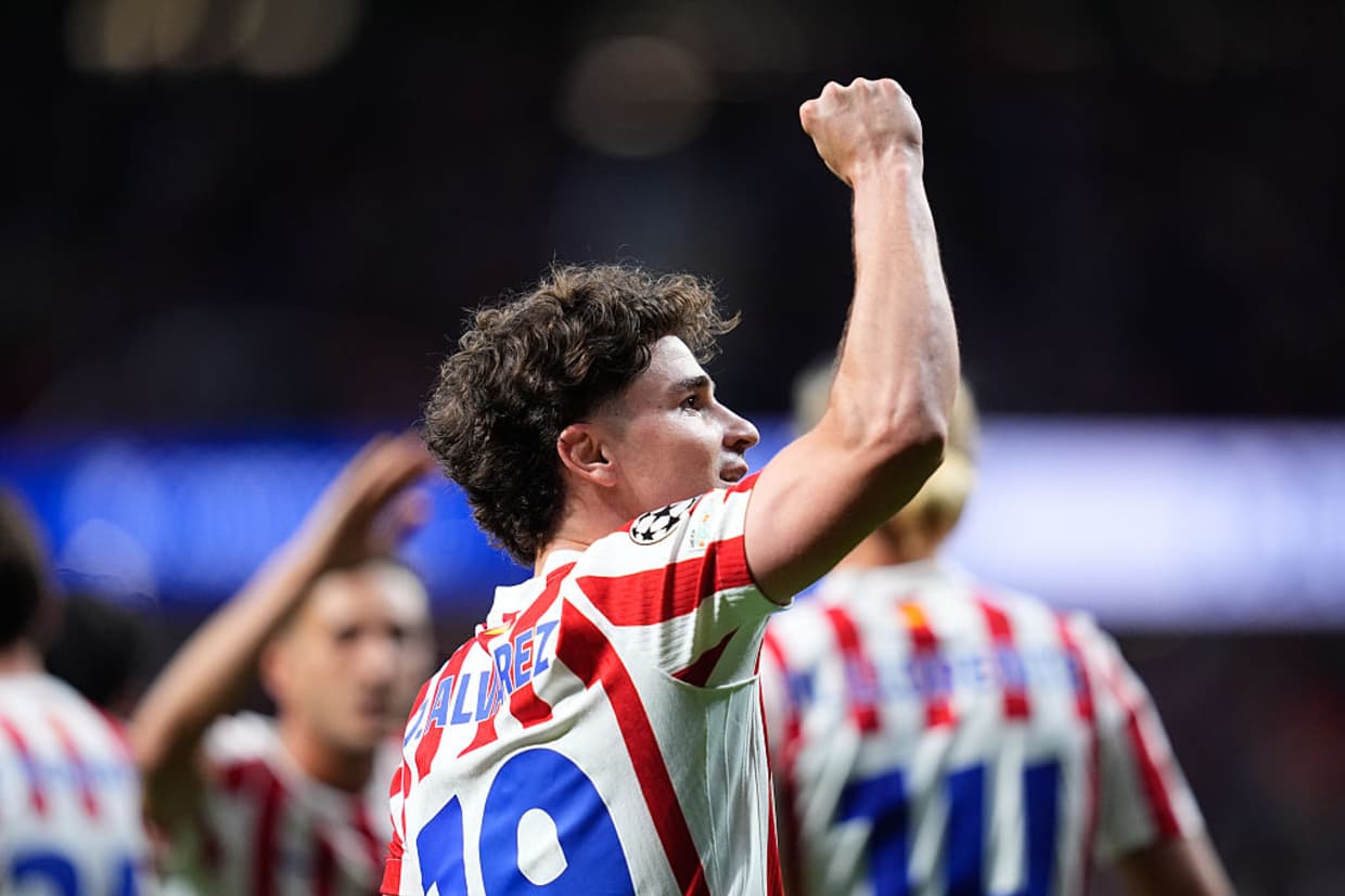 Julián Álvarez quebra recorde histórico e impulsiona Atlético de Madrid na Champions League