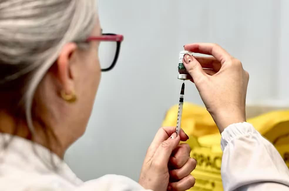 Gripe Antecipada e Mais Letal: Brasil Registra Alta Alarmante de Casos e Mortes em 2026