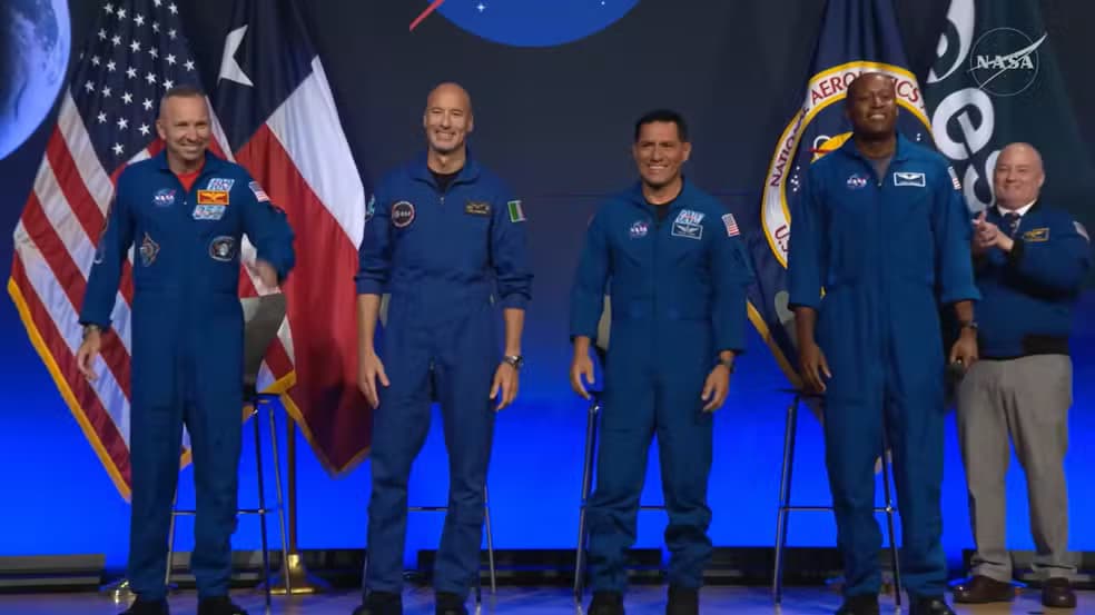 Chefe da Nasa nega interferência política em tripulação masculina do Artemis III