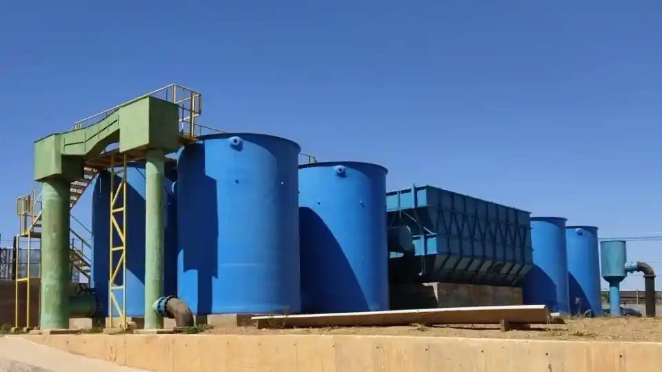 Privatização da Copasa: Gigantes do saneamento disputam ativo de R$ 10 bilhões