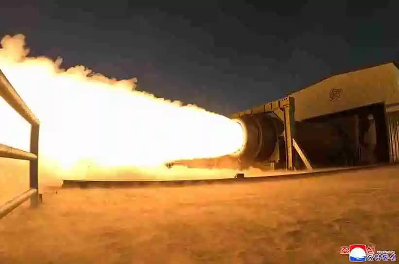 Coreia do Norte se distancia do Irã em meio a tensões globais, aponta inteligência