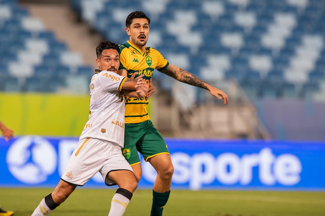 Criciúma arranca empate dramático do Cuiabá na Arena Pantanal