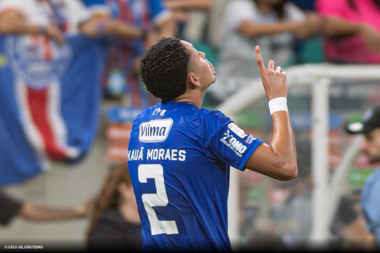 Cruzeiro vira jogo contra o Bahia na Fonte Nova e se afasta do Z4