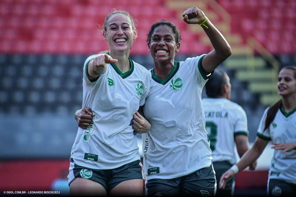 Juventude domina o jogo aéreo e goleia o Vitória no Barradão pelo Brasileirão Feminino