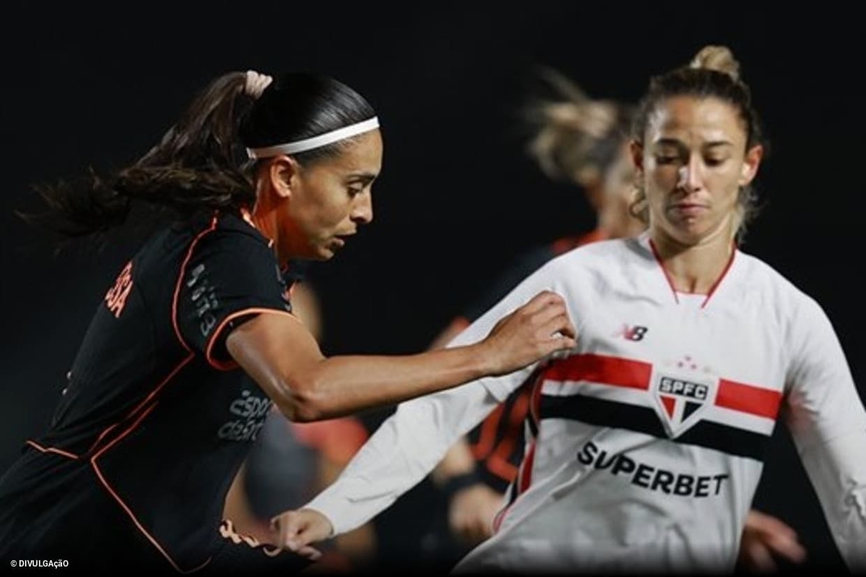 Corinthians vence São Paulo e assume liderança isolada do Brasileirão Feminino