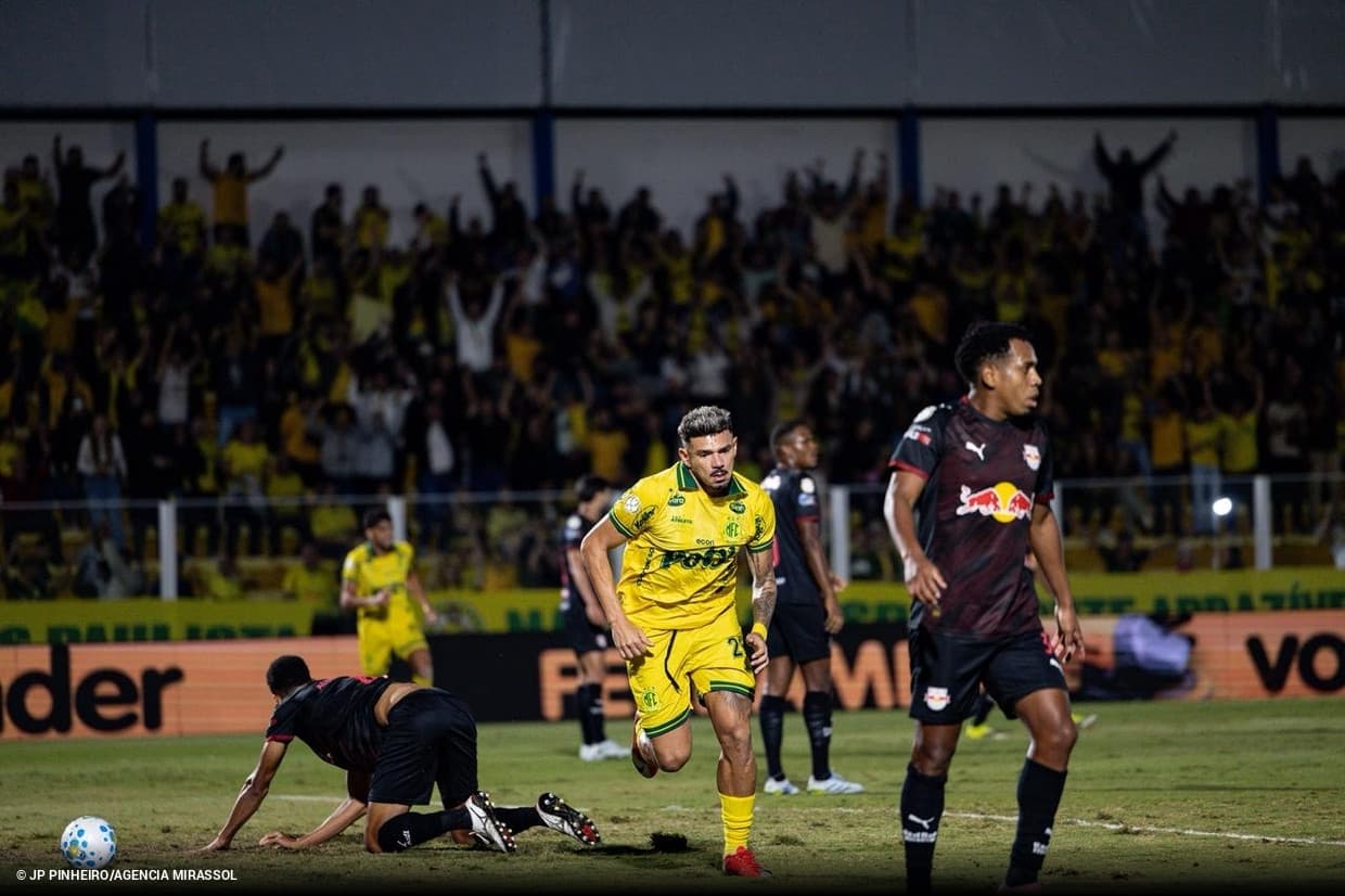 Mirassol faz história e garante vaga inédita nas oitavas da Copa do Brasil